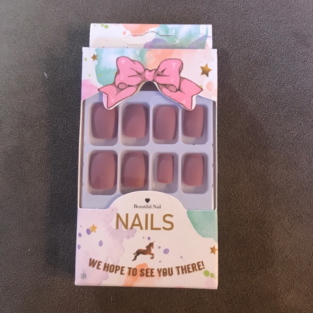Press on Nails! FREE WITH ANY OTHER PURCHASE